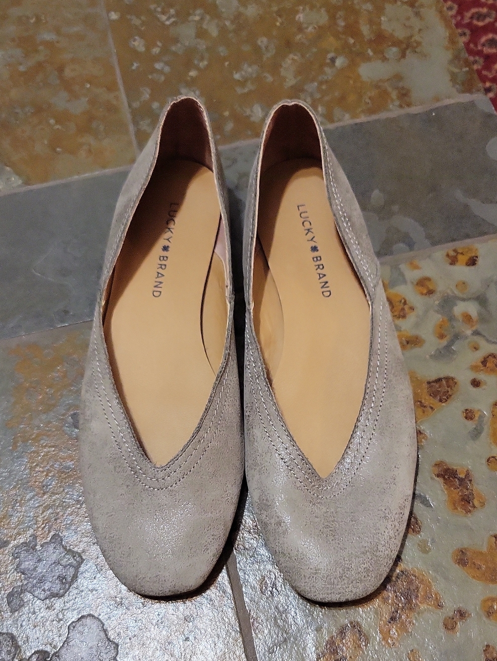 Lucky Brand | Alba Leather Ballet Flats in Gray Metallic - Women's Size 8M